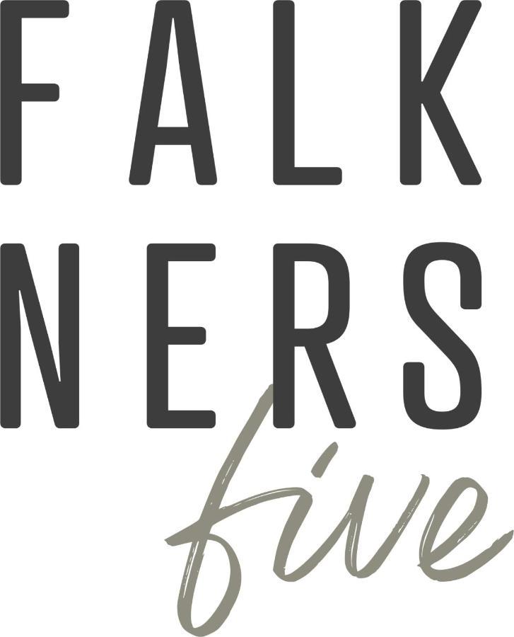 Falkners Five 厄茨 外观 照片